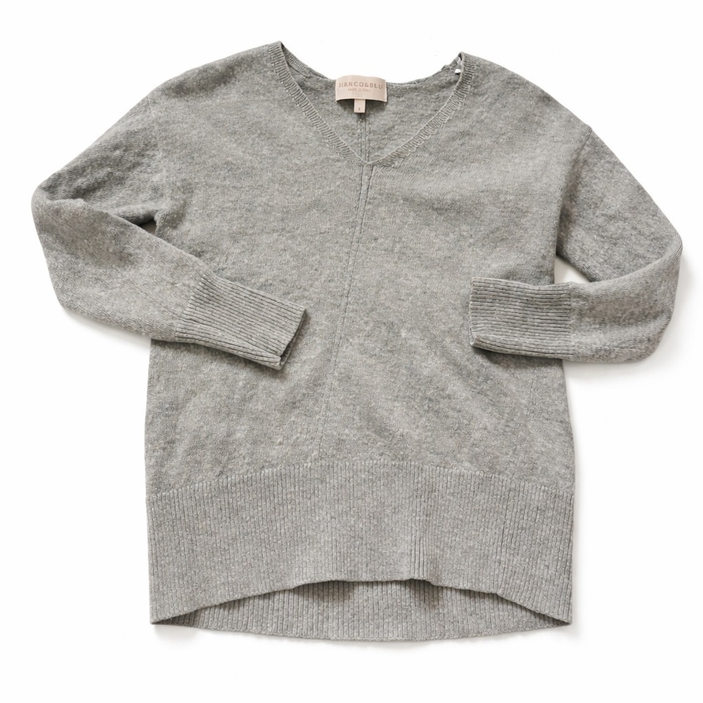 Cashmere Women's V-Neck Sweater in Blue Gray